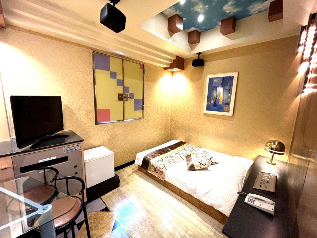 Hotel Crystal 大人専用 Tóquio Exterior foto